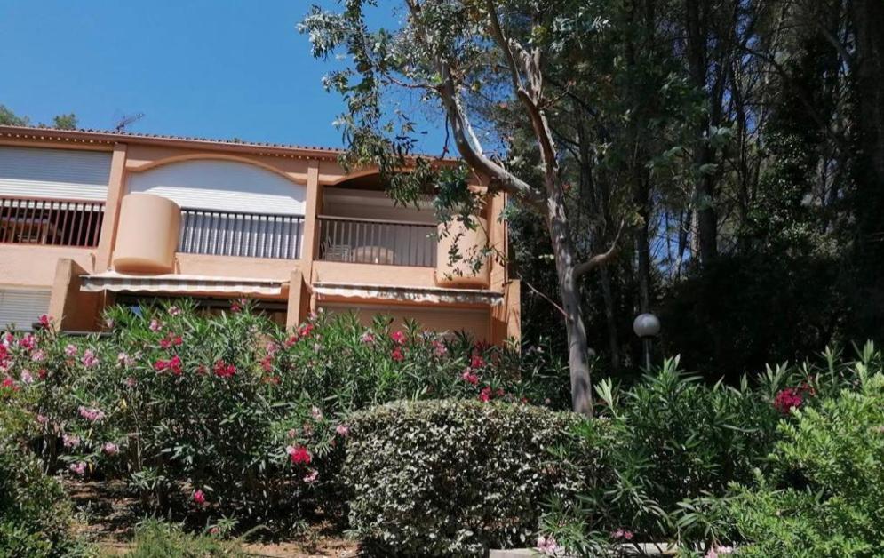 Charmant Studio Climatise Pinede 1 Min De La Mer Sanary-sur-Mer Exterior photo